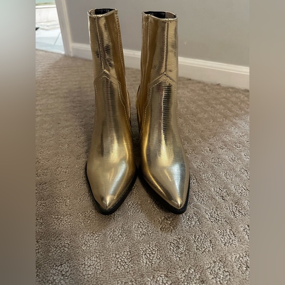 Lulus NWT gold metallic western ankle boots size 7 - Picture 5 of 6